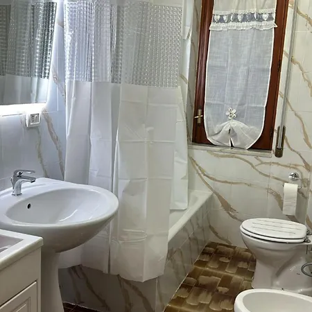 לינה וארוחת בוקר Les פגאני